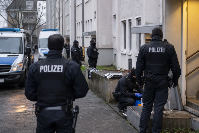 Das Bild zeigt nicht den realen Einsatzort oder Beteiligte. Symbolbild KI-generiert, kein echtes Foto. | Foto: KI-generiert mit ChatGPT/OpenAI