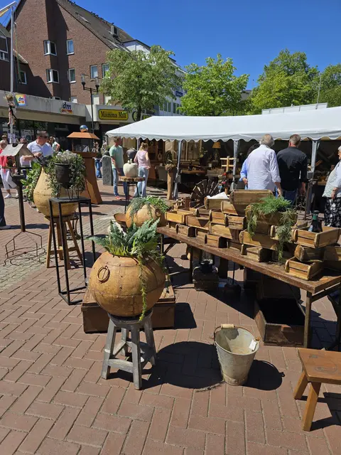 Einfach mal die Seele baumeln lassen, heißt es beim Frühlingsfest in der Leichlinger Stadtmitte. Foto: Veranstaltungsservice Ott