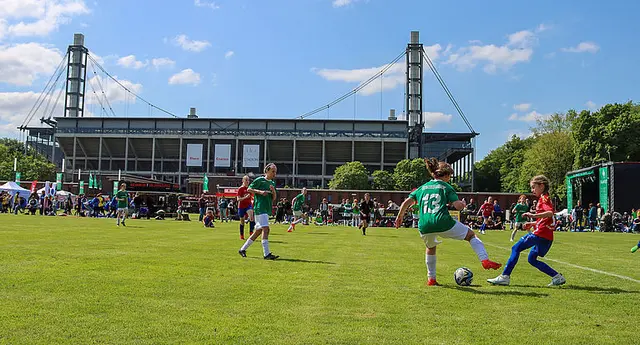 Der Fußball-Verband Mittelrhein organisiert vor dem Finale Turniere mit 105 Mädchenmannschaften.  | Foto: Foto : Fußball-Verband Mittelrhein