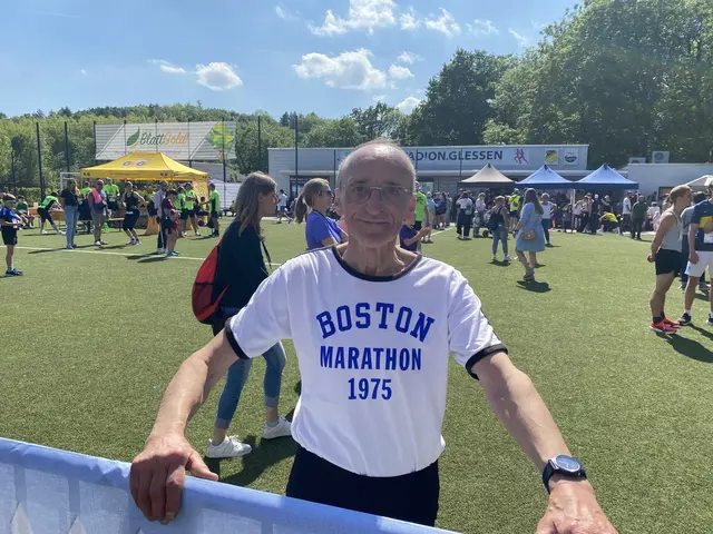 Herbert Stöcker will im nächsten Jahr unbedingt bei "Glessen läuft" dabei sein und trainiert schon fleißig für den 10 km Lauf | Foto: Andrea Floß