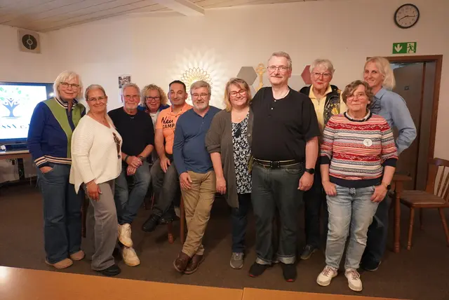 Der neu gewählte Vorstand mit vielen Beisitzern, die bei den vielfältigen Projekten unterstützen | Foto: VFSSN