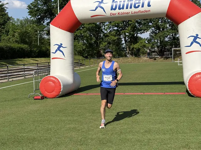 Philipp Schuster lief beim 5 und auch beim 10 km Lauf allen voran  | Foto: Andrea Floß