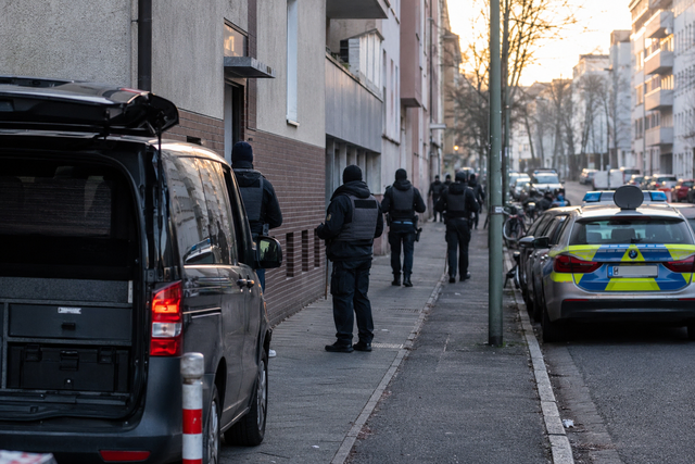 Das Bild zeigt nicht den realen Einsatzort oder Beteiligte. Symbolbild KI-generiert, kein echtes Foto. | Foto: KI-generiert mit ChatGPT/OpenAI