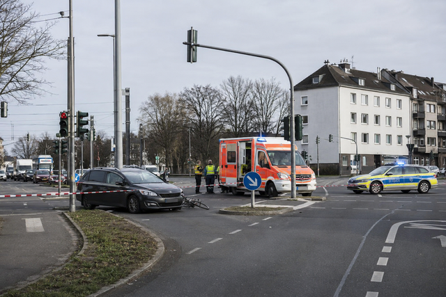 Das Bild zeigt nicht den realen Einsatzort oder Beteiligte. Symbolbild KI-generiert, kein echtes Foto. | Foto: KI-generiert mit ChatGPT/OpenAI