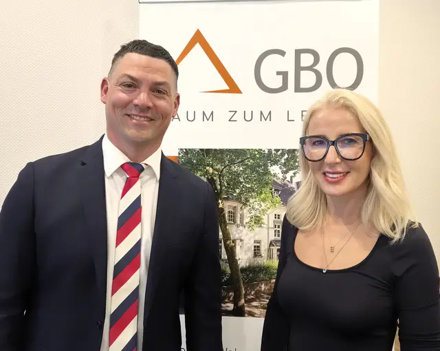 Unterm Strich bleibt die Lage auf dem Leverkusener Wohnungsmarkt angespannt, konstatieren die Vorstände Alexander Dederichs und Meral Tosun vom Gemeinnützigen Bauverein Opladen (GBO). Für sie steht fest: Jede zusätzliche Wohnung ist unverzichtbar. Foto: Gabi Knops-Feiler