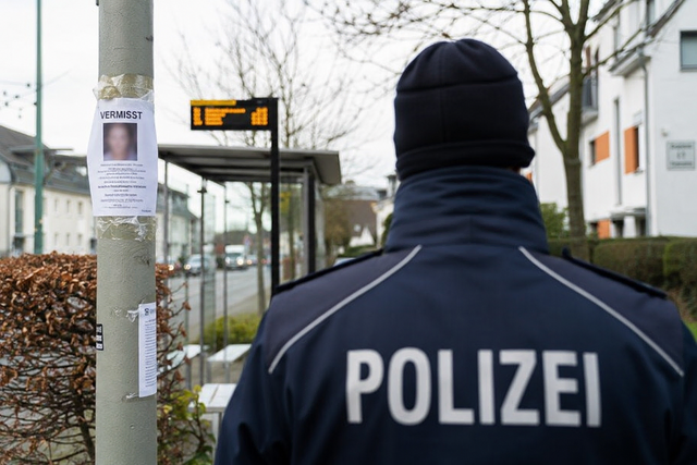 Das Bild zeigt nicht den realen Einsatzort oder Beteiligte. Symbolbild KI-generiert, kein echtes Foto. | Foto: KI-generiert mit ChatGPT/OpenAI