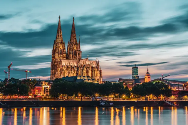 Nun steht es fest: Der Eintritt für den Kölner Dom beträgt 12 Euro. | Foto: Bernhard - stock.adobe.com