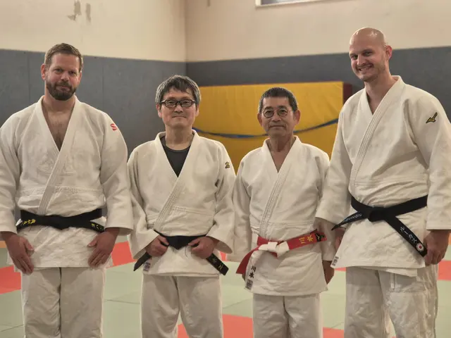 Johan Bosse, Kawamoto (Begleiter vom Sensei), Sensei Kawamoto und Lukas Schwamborn. Foto: TV Bensberg