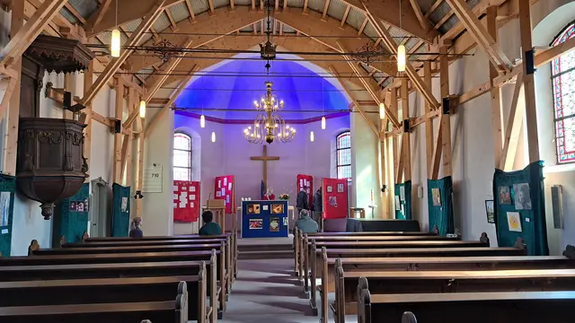 Zum dritten Mal schon lädt der Kirchbauverein Buschhoven dieses Wochenende in die Versöhnungskirche und das Melanchthonhaus zur Ausstellung junger Kunst ein.  | Foto: V. Wilberg