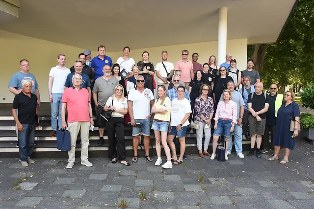 Zur Klärung der letzten Fragen hatte die Bezirksverwaltungsstelle Bad Godesberg am Montagabend die Vertreter der beim 50. Bad Godesberger Sommerfest teilnehmenden Vereine und Initiativen in den Stadtpark von Bad Godesberg eingeladen.  | Foto: as