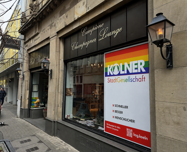 In der Kölner Parteizentrale der Kölner Wählergemeinschaft KSG in der Kölner Altstadt, freut man sich schon auf das bunte Wochenende der Vielfalt. Erstmalig will die Kölner StadtGesellschaft zusammen mit der FDP Flagge zeigen in Köln  | Foto: KSG Pressefoto Frei von Rechten Dritter 