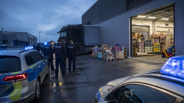 Das Bild zeigt nicht den realen Einsatzort oder Beteiligte. Symbolbild KI-generiert, kein echtes Foto.  | Foto: KI-generiert mit ChatGPT/OpenAI
