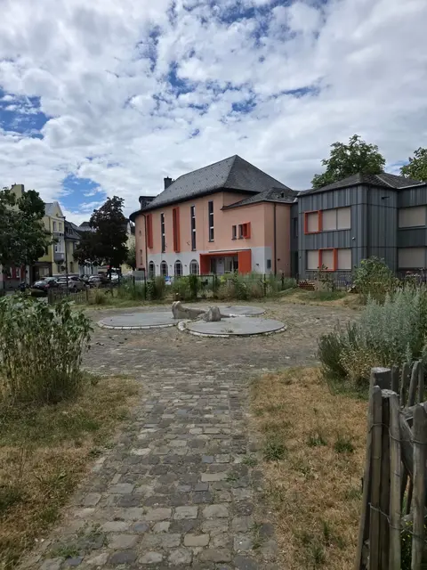 Das evangelische Gemeindehaus in der Kronprinzenstraße. | Foto: Stadt Troisdorf