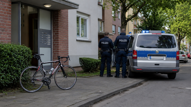 Das Bild zeigt nicht den realen Einsatzort oder Beteiligte. Symbolbild KI-generiert, kein echtes Foto. | Foto: KI-generiert mit ChatGPT/OpenAI