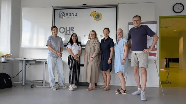 Die Organisatoren des Workshops: Angelika Marre-Trümpener, Julia Lütz, Mahena Theobald, Mitarbeiterinnen von Bono und Wolfgang Mnich von Mission Love e.V. (v.l.n.r) | Foto: Annette Stamm