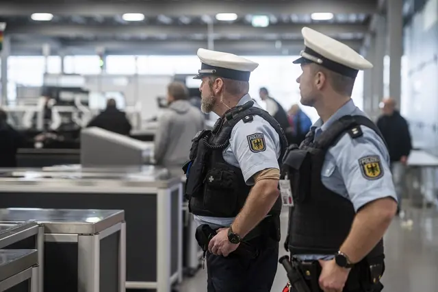 Die Sicherheit am Flughafen ist Sache der Bundespolizei: Auch wenn die Kontrollen durch Dienstleister ausgeführt werden, haben die Beamten das letzte Wort. | Foto: Bundespolizei