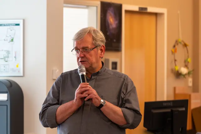 Pastor Franz Gerards bei seiner Begrüßung | Foto: Karl-Heinz Ziolkowski