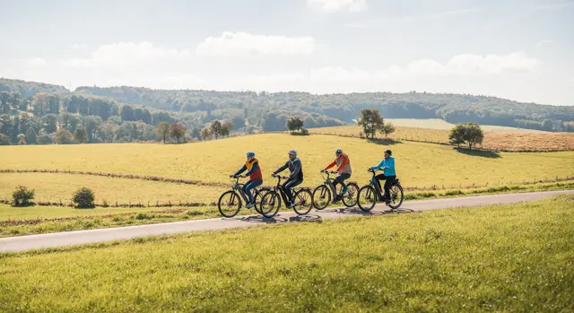 1)	Die Bergische Radwoche macht vom 22. bis 30. August die Vielfalt des Radfahrens im Bergischen erlebbar. Foto: Das Bergische / Jonas Dülberg