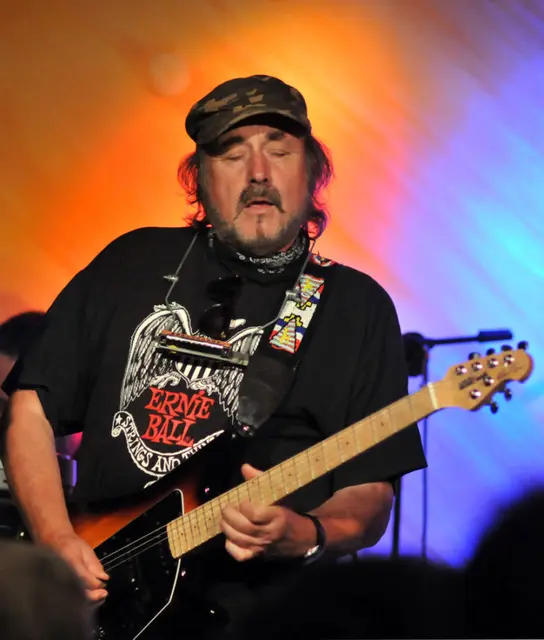 Foto: Fotos mit Dank und freundlicher Genehmigung von Ruth Klapproth, Miller Anderson Band, Latvian Blues Band, Adrian Kunitz und das legendäre Eifgen-Team und Archiv