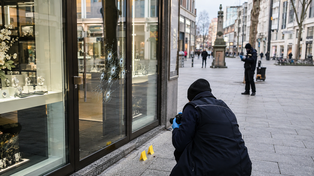 Das Bild zeigt nicht den realen Tatort oder Beteiligte. Symbolbild KI-generiert, kein echtes Foto. | Foto: KI-generiert mit ChatGPT/OpenAI