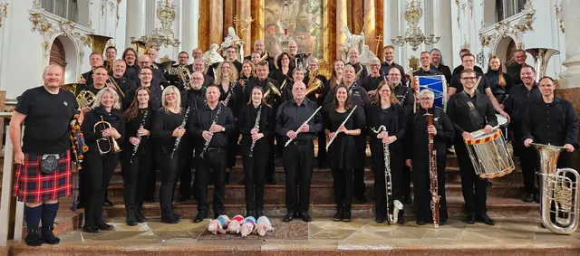 „Orchester mit Herz”: Gemeinsam mit ihren musikalischen Gästen aus Großbritannien und aus Österreich werden die German Winds in der Annokirche ein abwechslungsreiches Konzerterlebnis für wohltätige Zwecke darbieten.  | Foto: German Winds