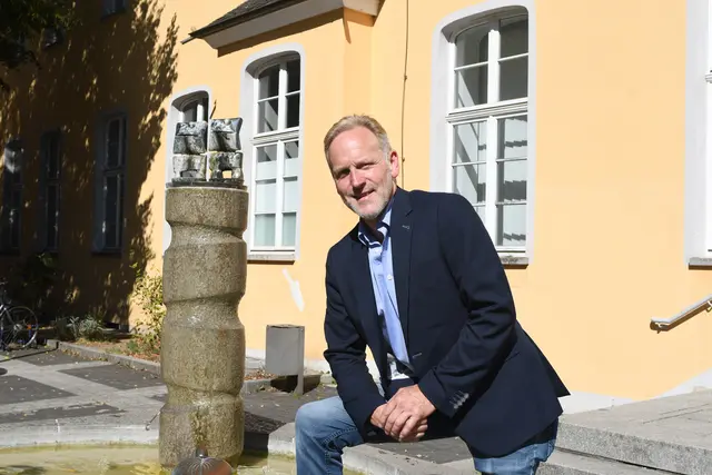 Der Brühler Eberhard Meyer hat das "Bürgerforum Phantasialand Erweiterung" ins Leben gerufen. | Foto: Foto Brodüffel