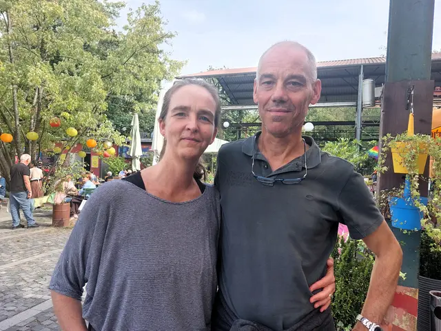 Die Psychotherapeutin Daniela Schulze und ihr Mann Dr. Jörg Riederer sind die neuen Eigentümer der ehemaligen Bäckerei Lenz. | Foto: Schmidt
