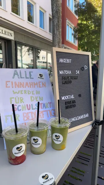  Die Getränke-Matcha-Einnahmen werden für Bildungsprojekt gespendet. | Foto: Hamd Evi