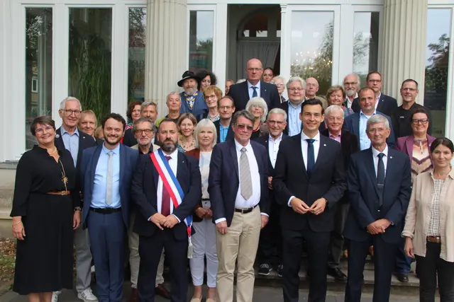 Bürgermeister Marcel Kreutz empfing internationale Gäste aus den Partnerschaftsstädten. Foto: Flick 