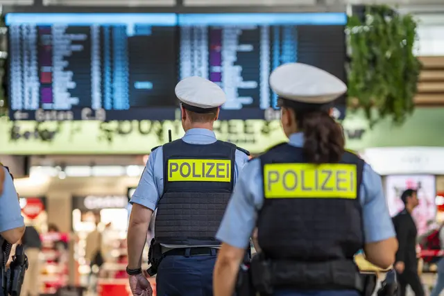 Symbolbild. Bundespolizisten im Einsatz. | Foto: Bundespolizei