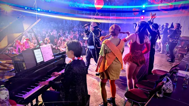 Beste Stimmung bei „Lev singt“ im vergangenen Jahr. Foto: Daniel Hambüchen