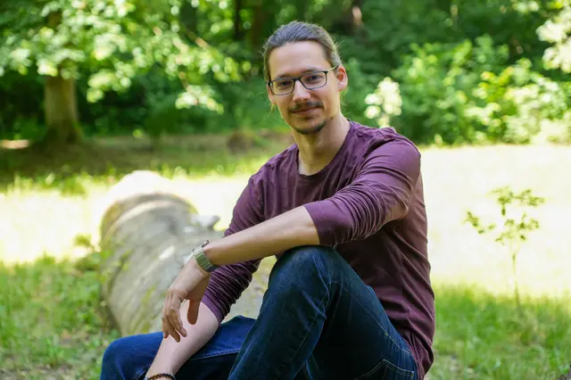 Der Autor Tommy B. Brandl gastiert in Mines Spatzentreff mit seinem Klima-Thriller "Die Letzte Hoffnung".  | Foto: Marco Schmitt